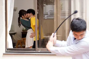 [Madou Media] Cô gái trẻ đói khát quyến rũ khỏa thân và thích nhìn trộm nhưng bị một gã cuồng dâm cưỡng hiếp - Ji Yanxi
